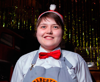 Официант Влада